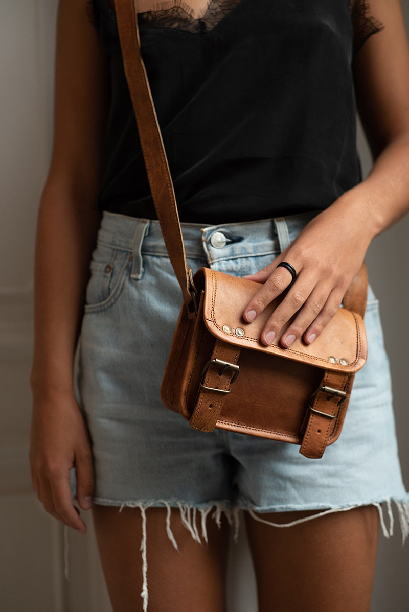 Nala Leather Shoulder Bag